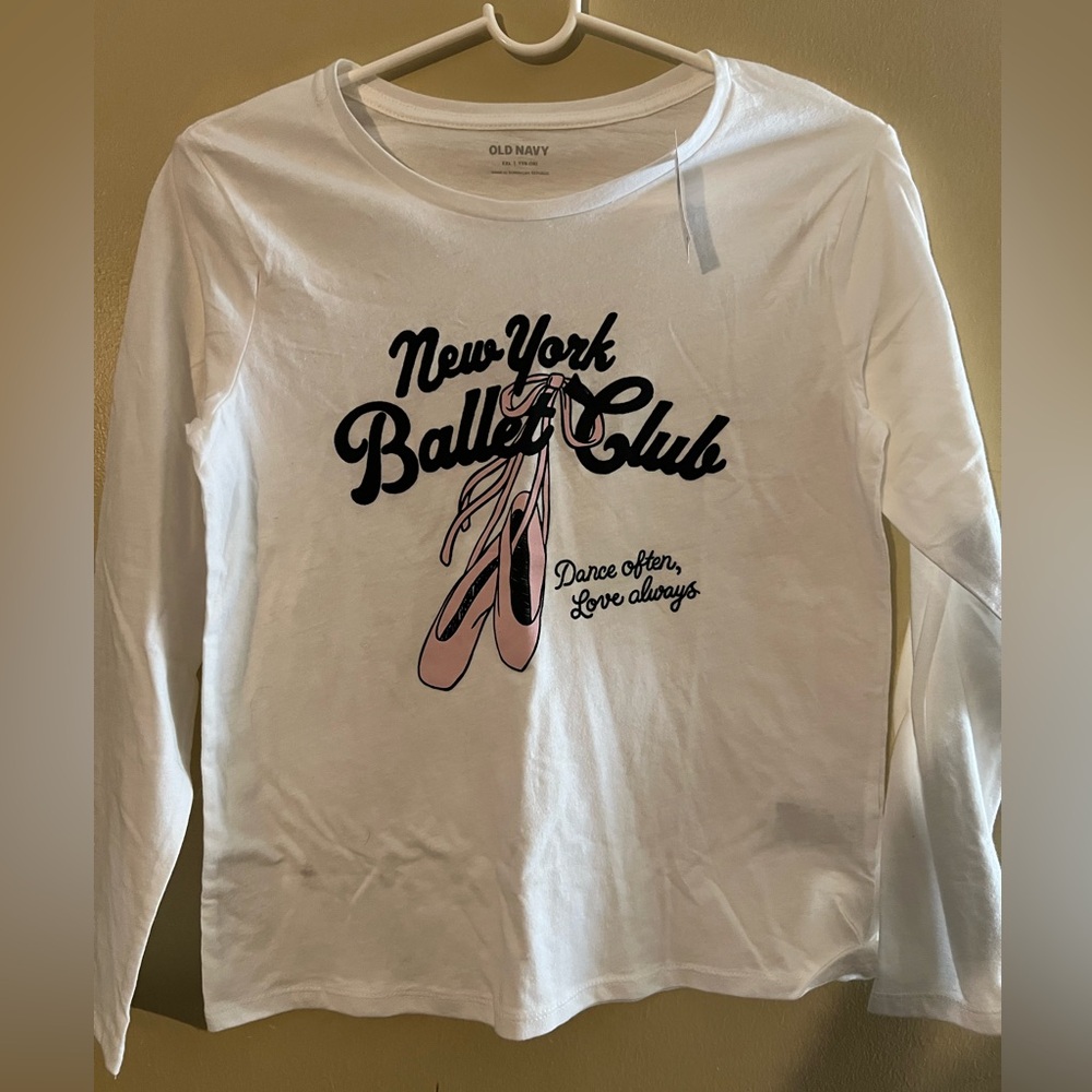 Old Navy Cream Tee